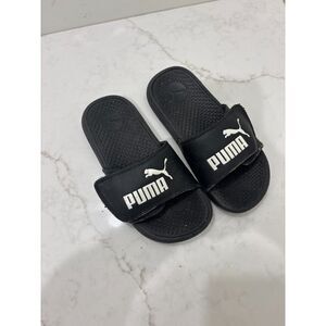 Boys Puma Black Slides